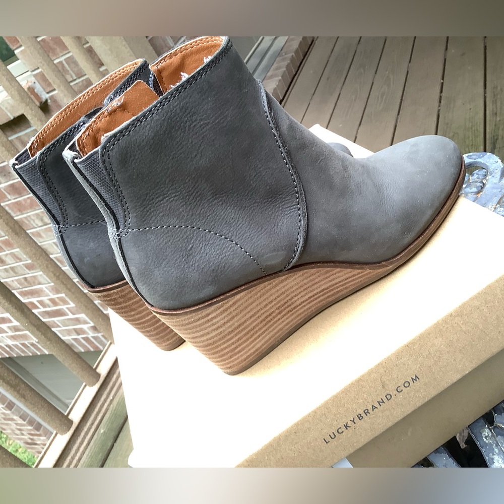 Lucky Brand Grey Leather Upper Booties Size 6 1/2 M